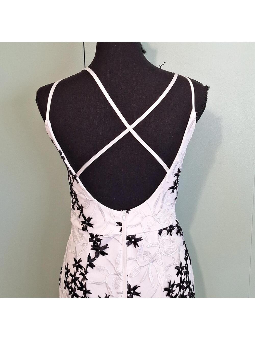 My Michelle Black And White Long Cocktail Dress Size 5 - Picture 5 of 9